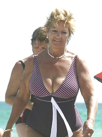 Webtastic Special: Granny Time Vol.326