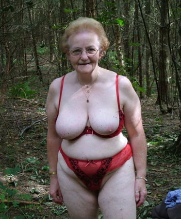 Aged Women, Granny, Milf, Old Mature amateur