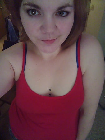 Chubby Teen Slut aka Lillama Selfies