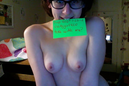 Geeky Teen Slut aka caitygirl420 Selfies X