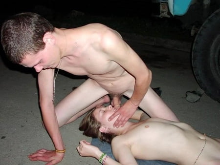 Dreilochschlampen zum Abficken und Foltern